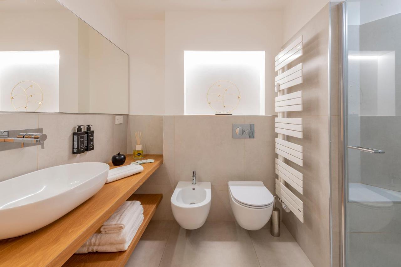 Milan Royal Suites Duomo Exterior photo